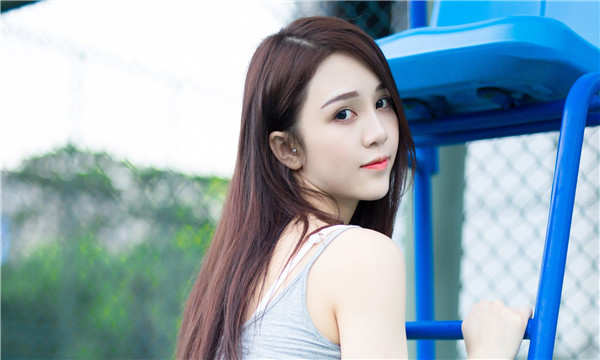 爱辉如何选择靠谱的试管代育生子机构，助您拥有自己的孩子